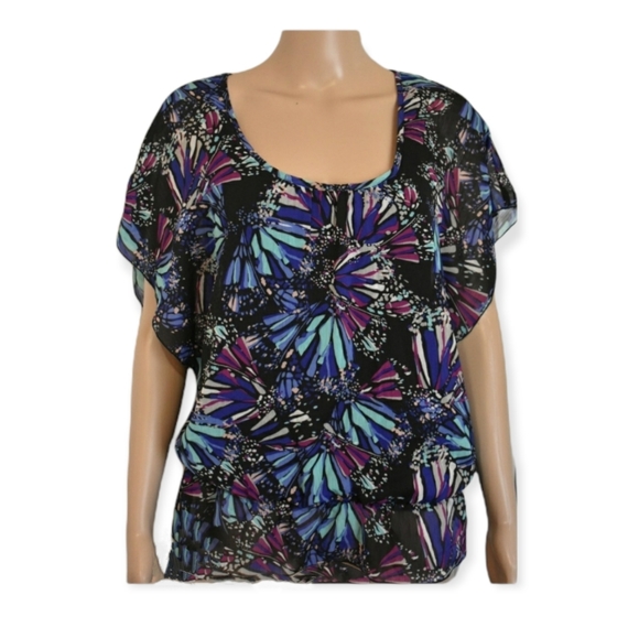 NWT| ELLE {FLORAL BUTTERFLY BATWING TOP} - Picture 1 of 9